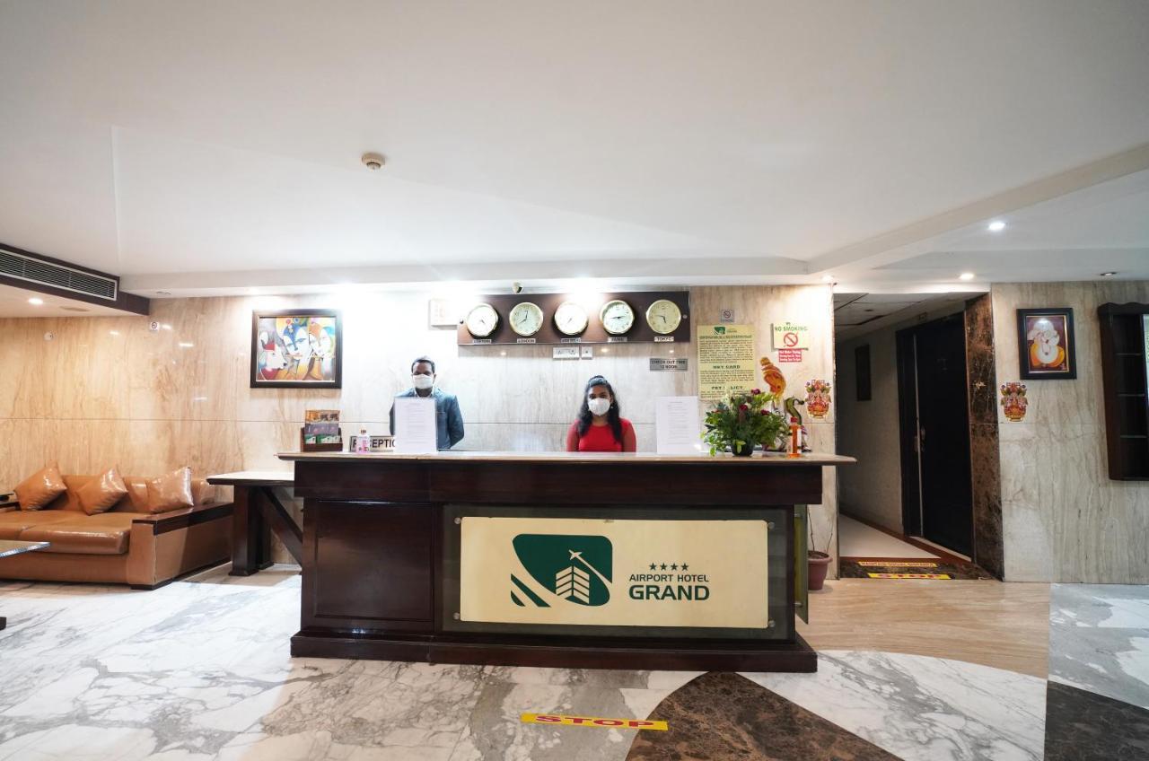 Airport Hotel Grand, Ню Делхи Екстериор снимка